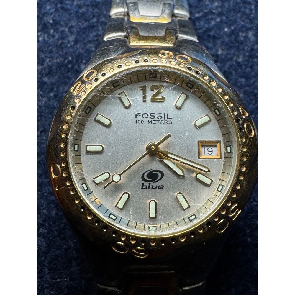 Fossil Blue 330 Meters Wrist Watch (needs battery)